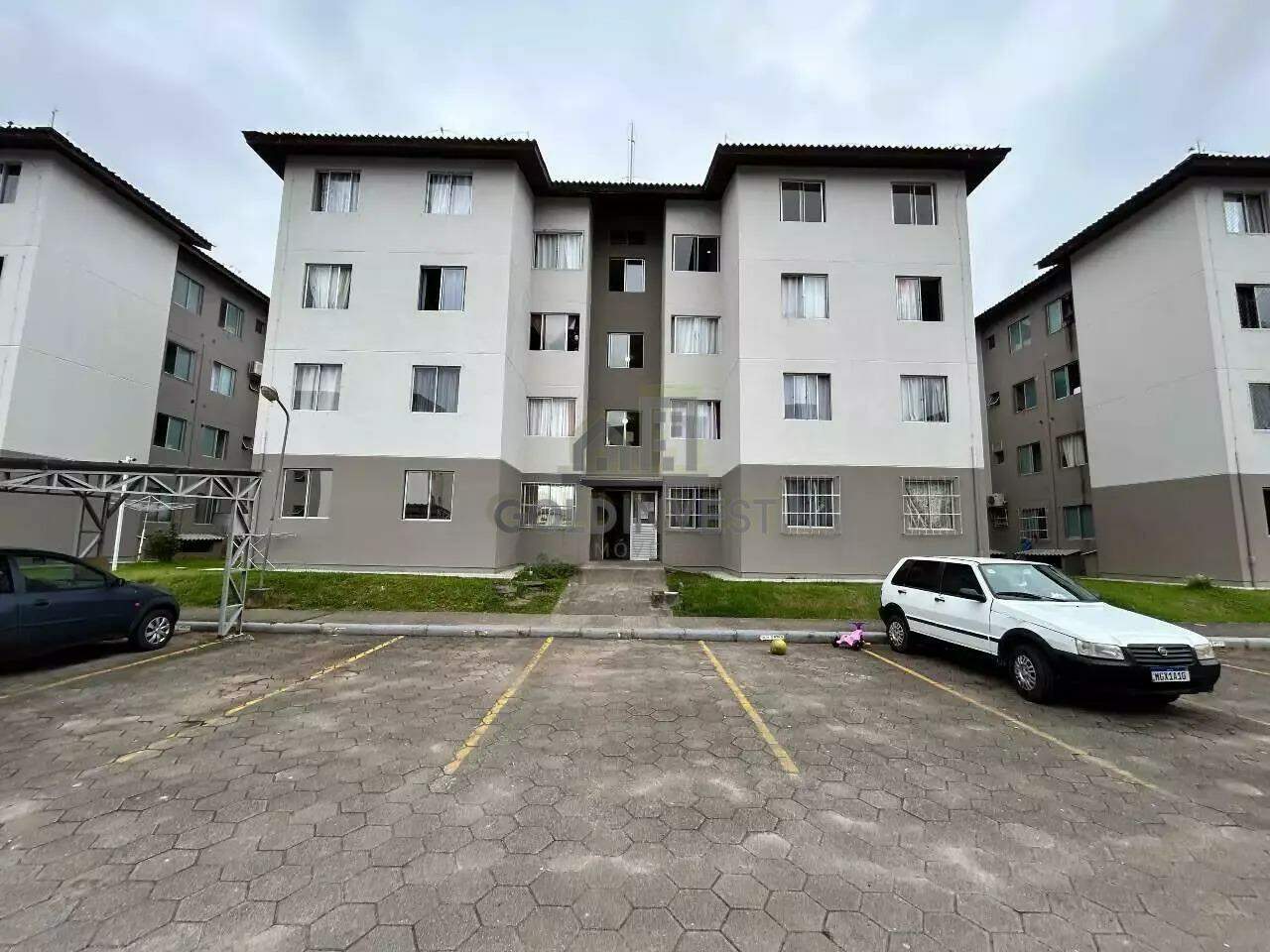 Apartamento à venda no Limeira Baixa: 