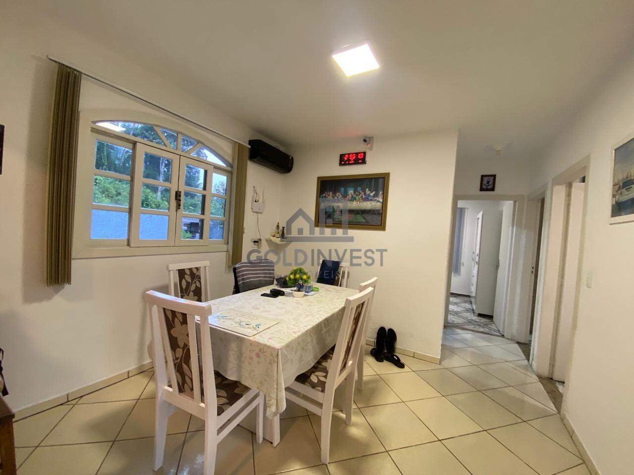Casa à venda no Bateas: 