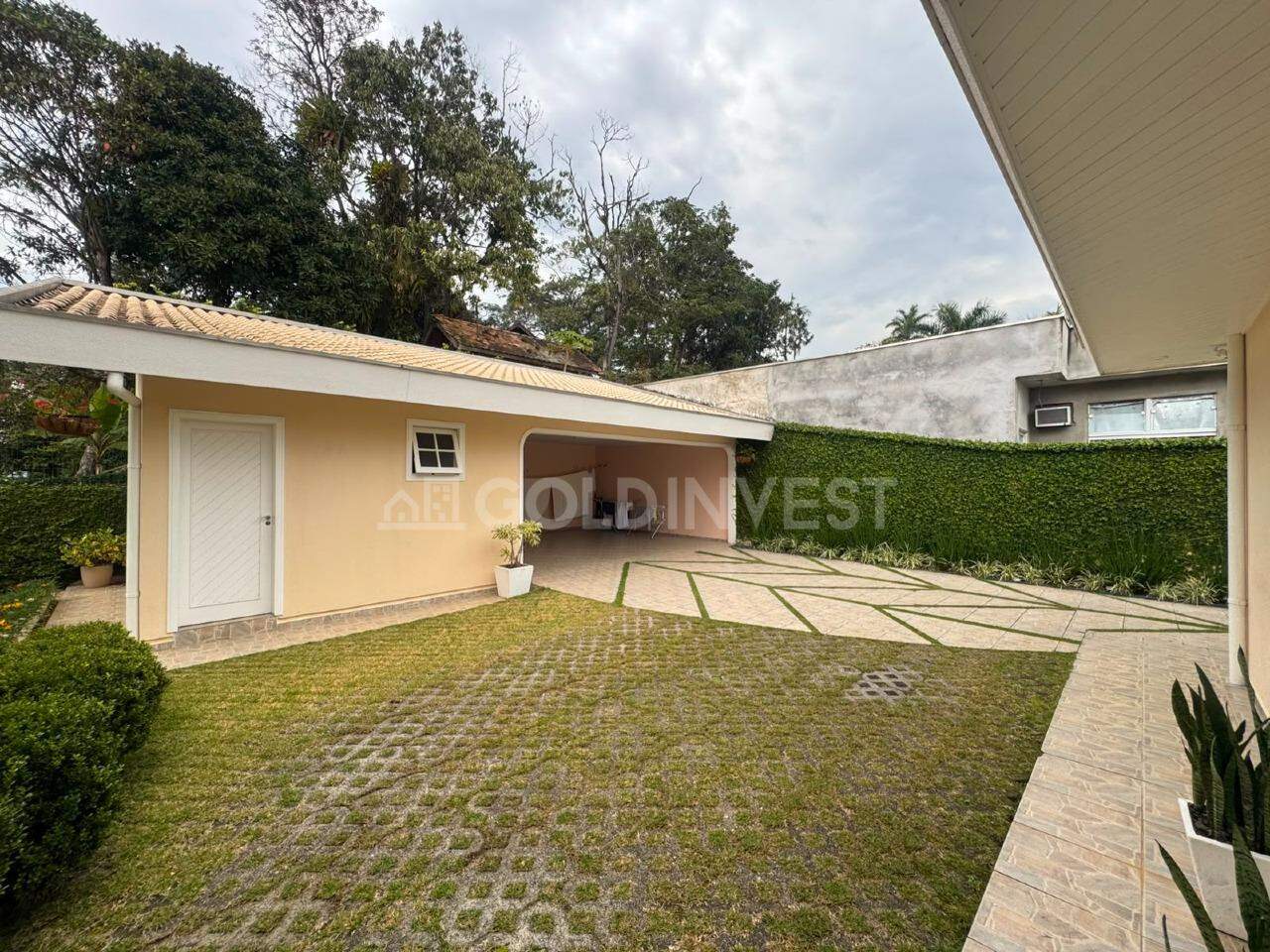 Casa de 4 quartos, 312m² no bairro Centro I, em Brusque | Eu Corretor