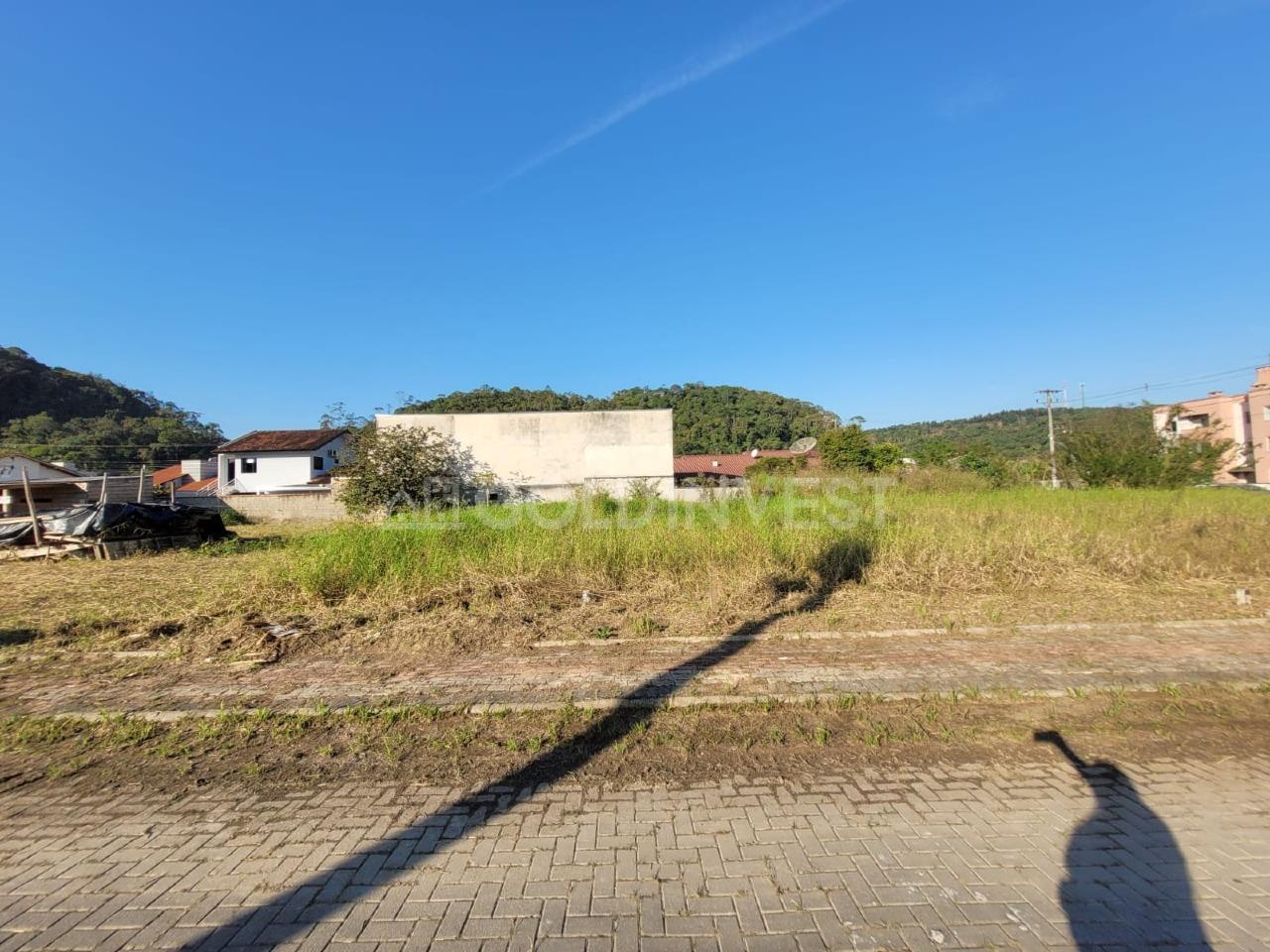 Lote/Terreno de 301m² no bairro CENTRO, em Guabiruba | Eu Corretor