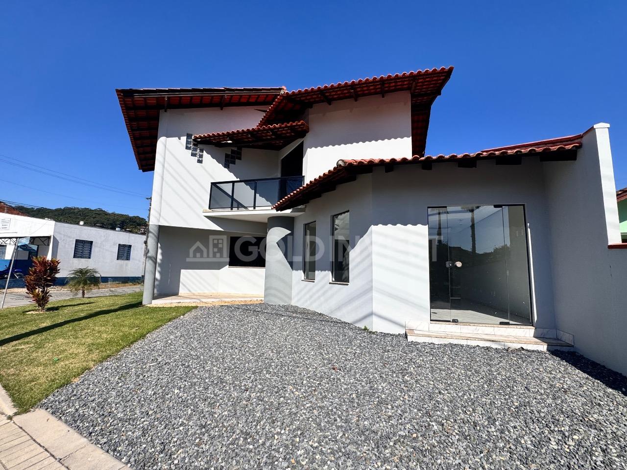Casa de 3 quartos, 338m² no bairro Guarani, em Brusque | Eu Corretor