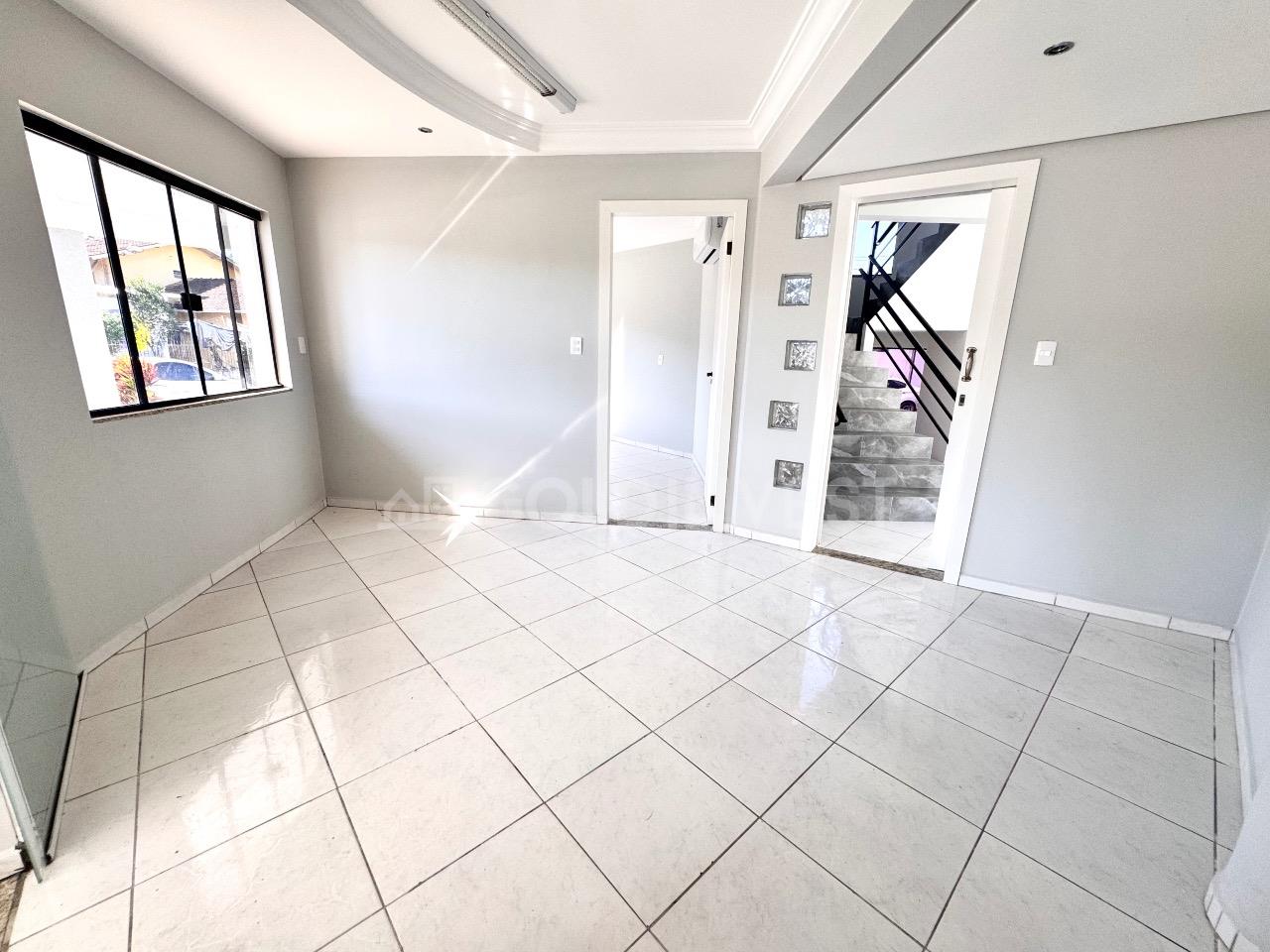 ÁREA COMERCIAL 