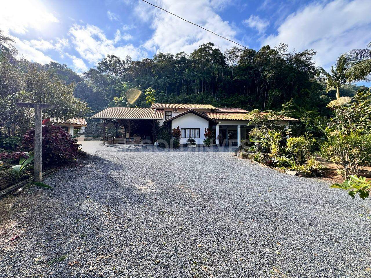Casa de 4 quartos, 397m² no bairro Cedrinho, em Brusque | Eu Corretor