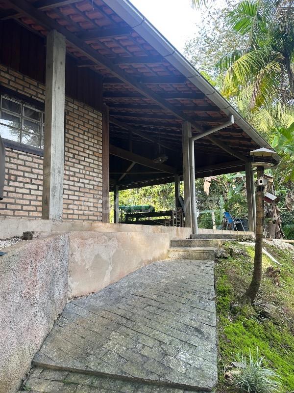 Chácara de 2 quartos, 200m² no bairro CENTRO, em Guabiruba | Eu Corretor