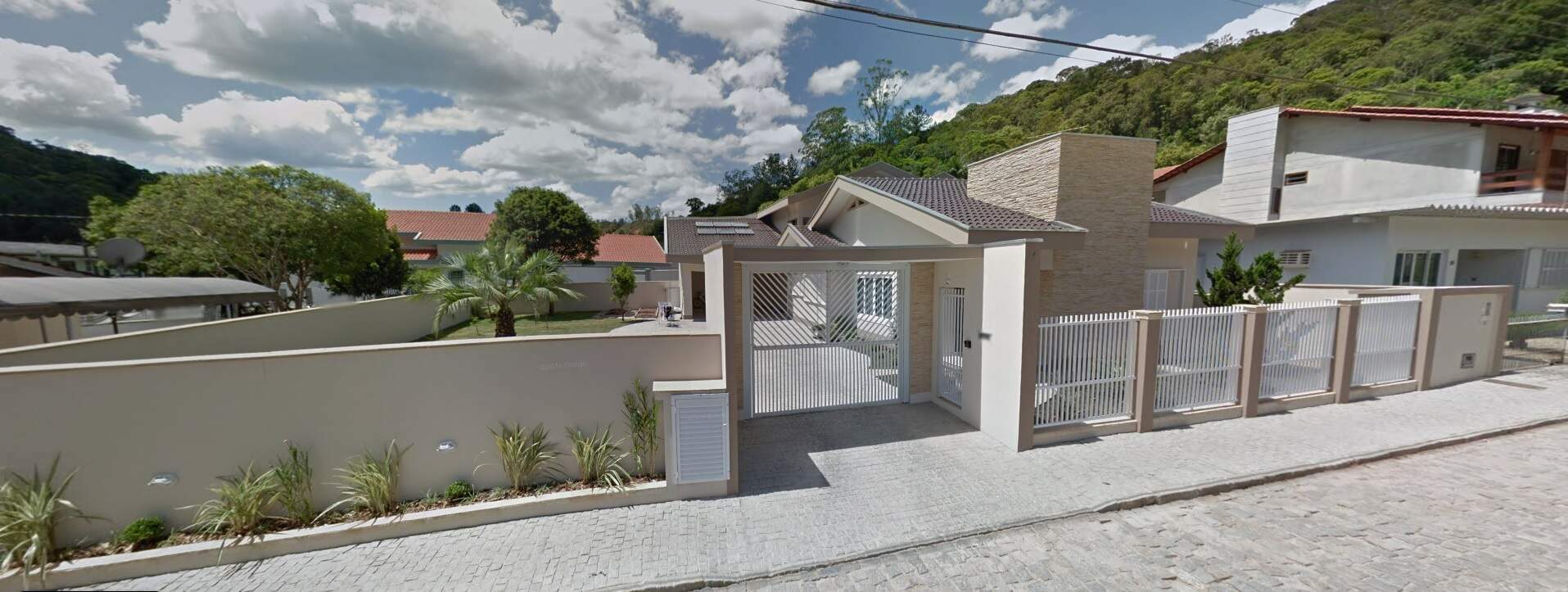 Casa de 4 quartos, 300m² no bairro Azambuja, em Brusque | Eu Corretor