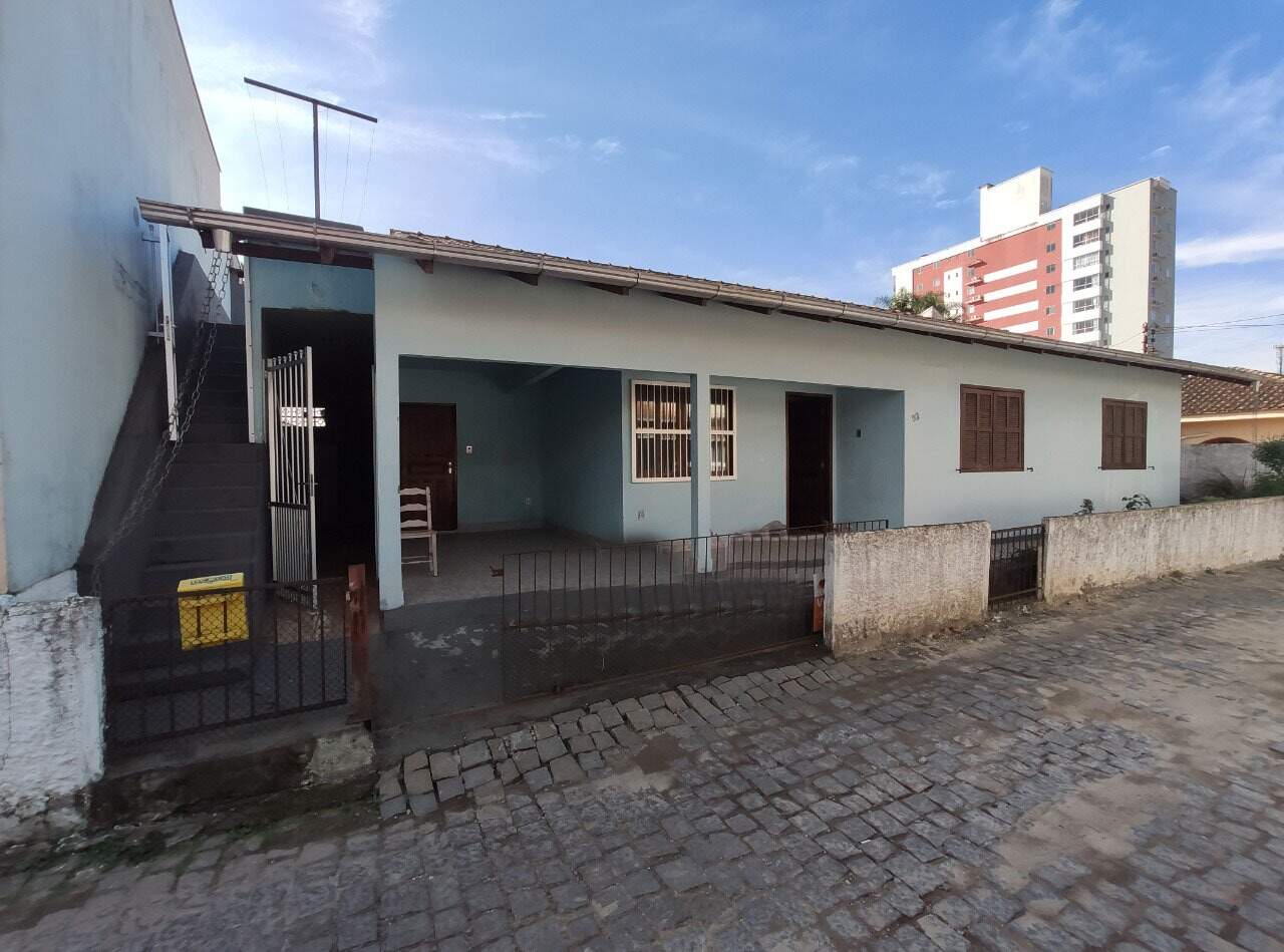 Casa de 2 quartos, 189m² no bairro Santa Terezinha, em Brusque | Eu Corretor