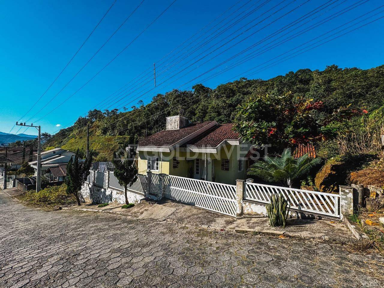 Casa à venda no Souza Cruz: 
