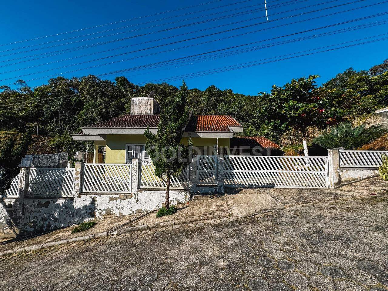 Casa à venda no Souza Cruz: 