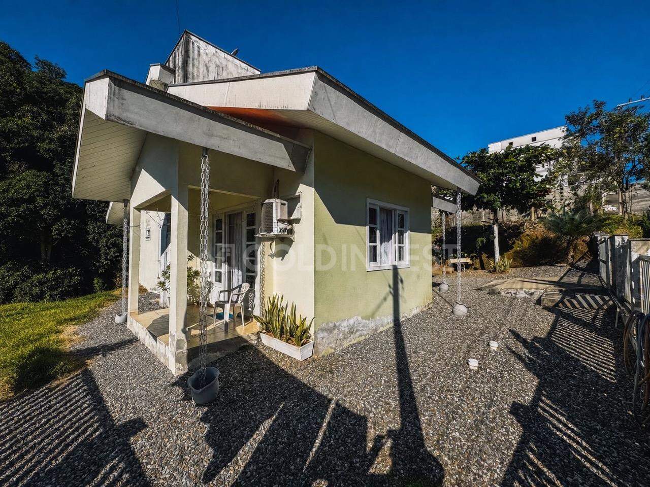 Casa à venda no Souza Cruz: 