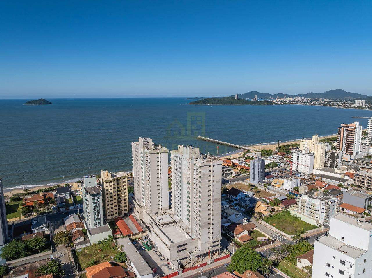 Apartamento de 3 quartos, 98m² no bairro Centro, em Balneário Piçarras | Eu Corretor