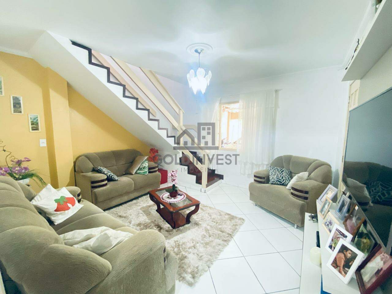 Casa à venda no Guarani: sala 1 de 2 piso 1