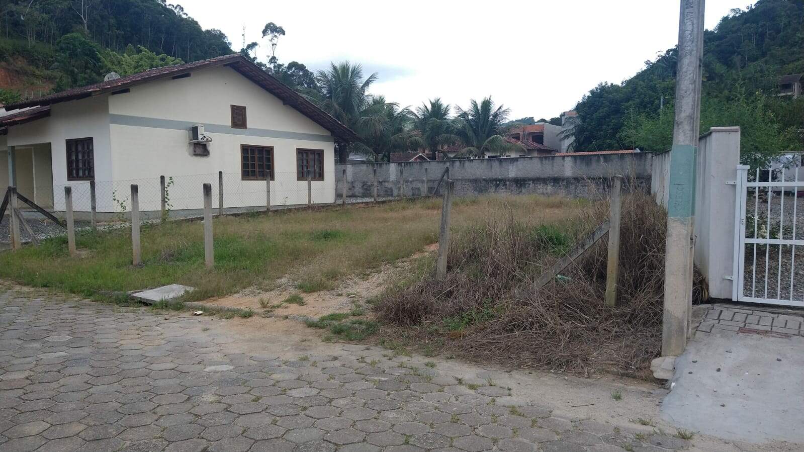 Lote/Terreno de 242m² no bairro Primeiro de Maio, em Brusque | Eu Corretor