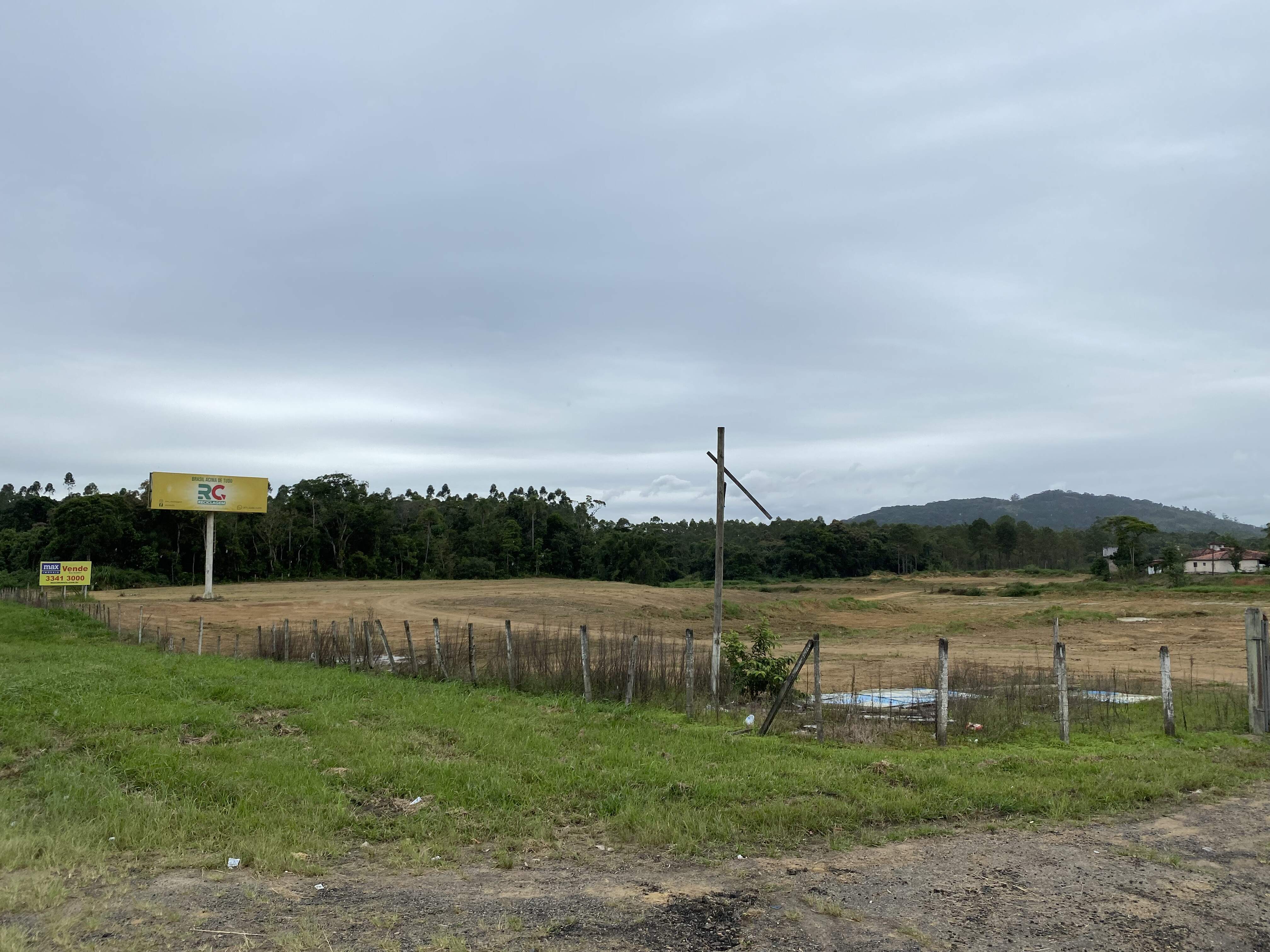 Lote/Terreno de 72000m² no bairro Não Informado, em Araquari | Eu Corretor