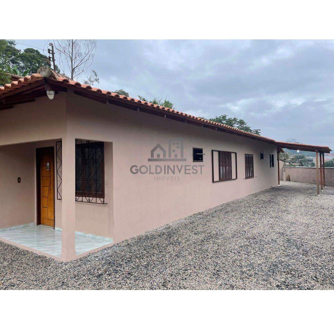 Casa à venda no Cedrinho: 