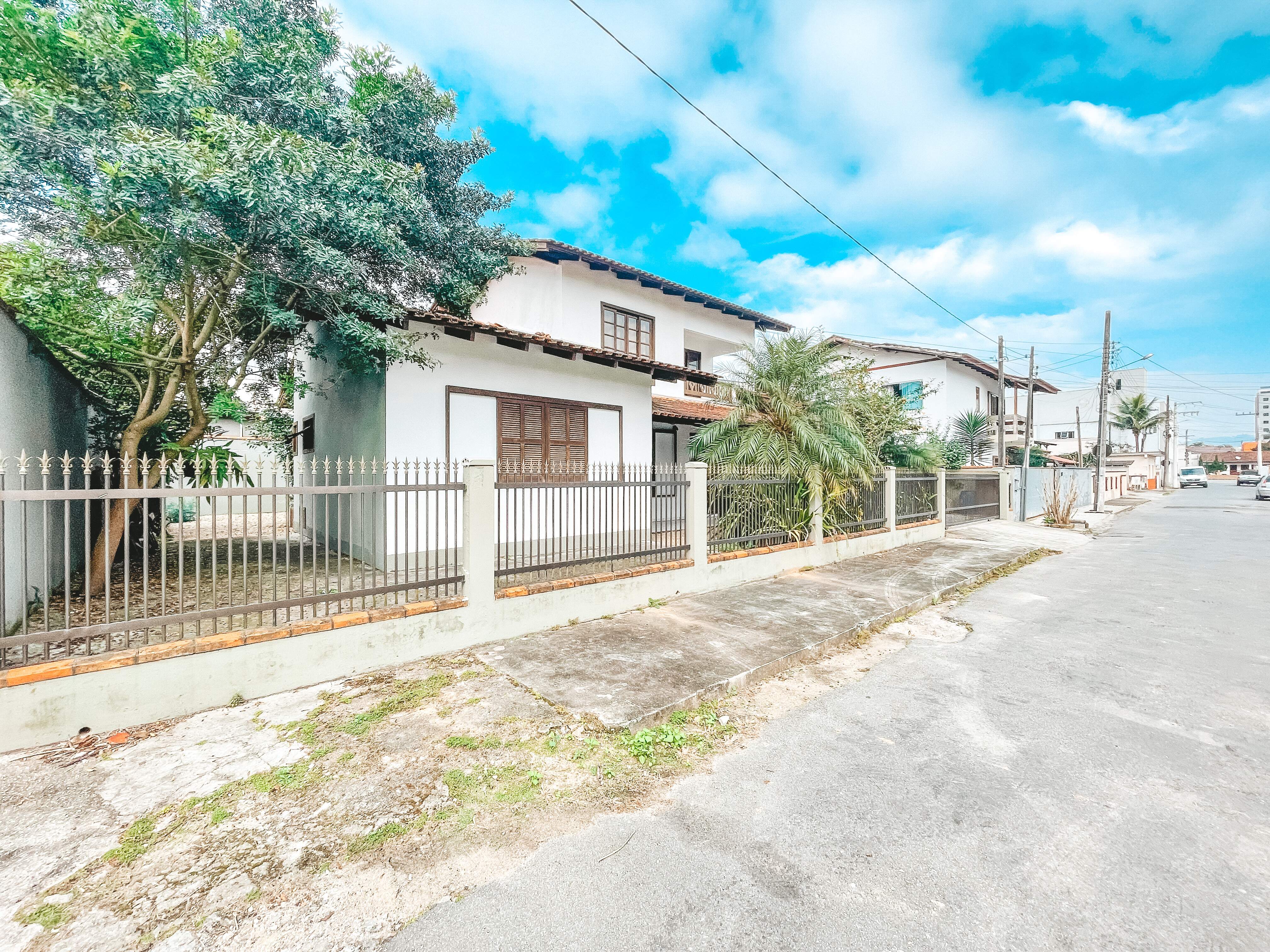 Casa de 2 quartos, 197m² no bairro Guarani, em Brusque | Eu Corretor