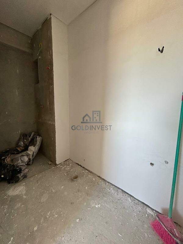 Apartamento à venda no Santa Terezinha: 