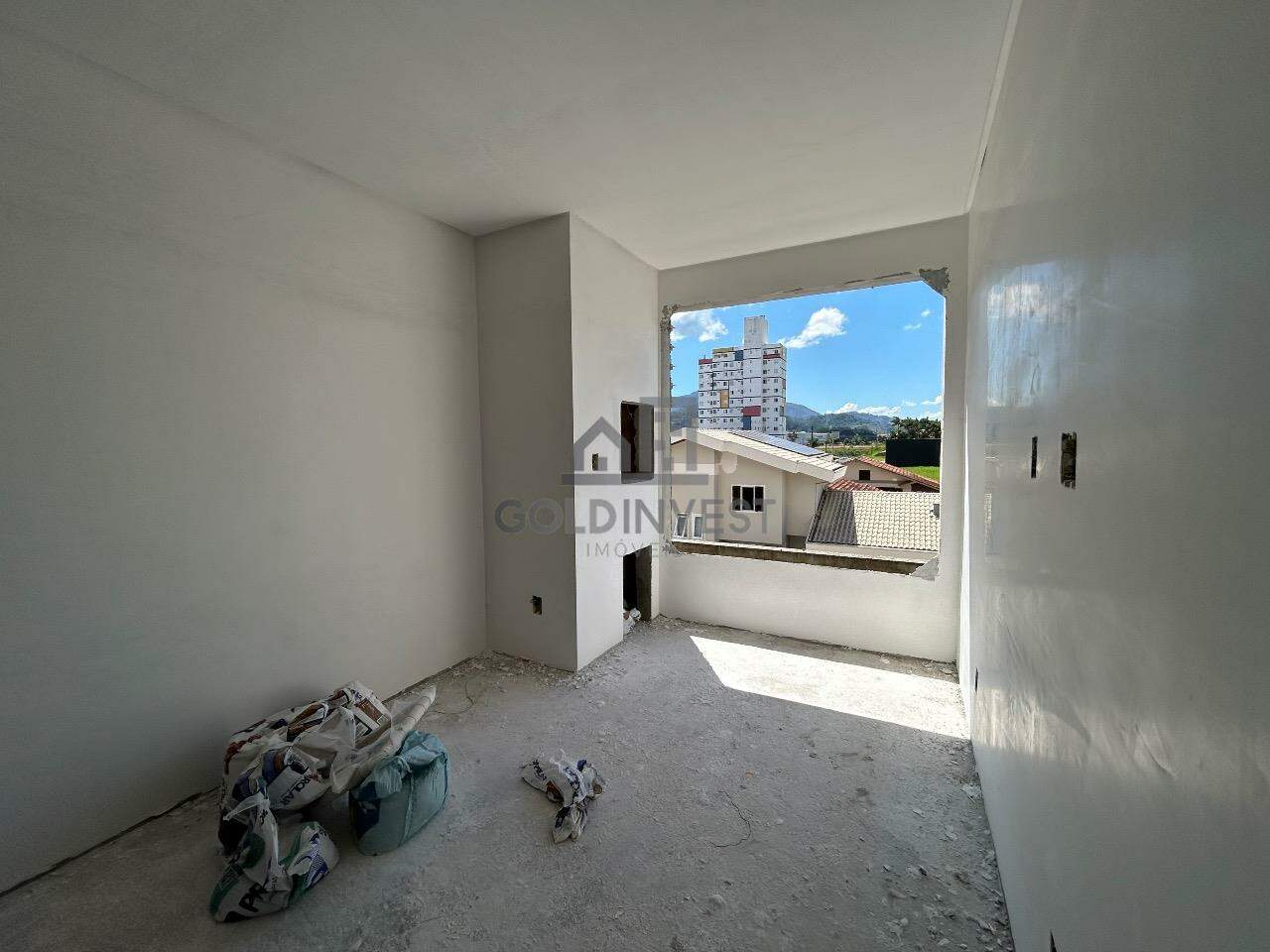 Apartamento à venda no Santa Terezinha: 