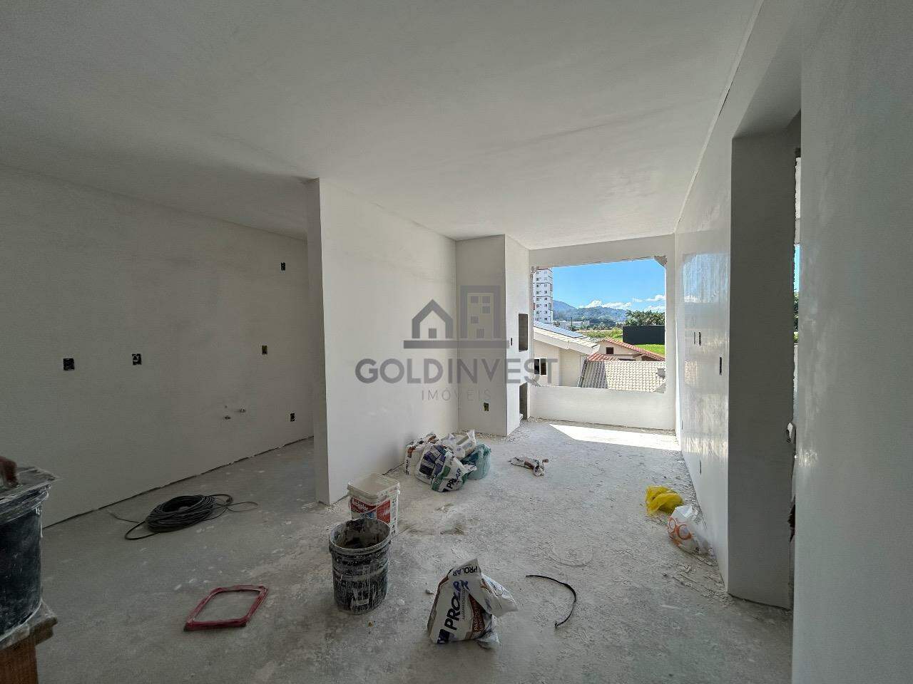 Apartamento à venda no Santa Terezinha: 