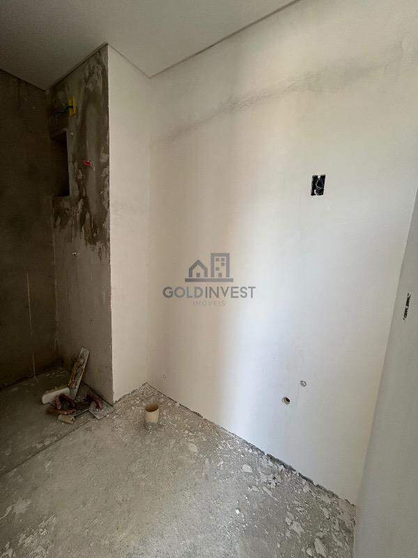 Apartamento à venda no Santa Terezinha: 