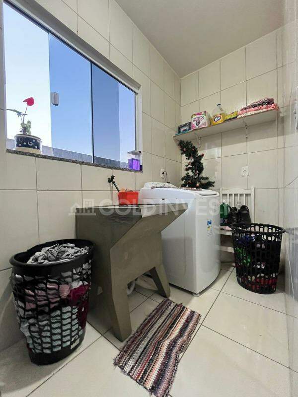 Casa à venda no Aimoré: 