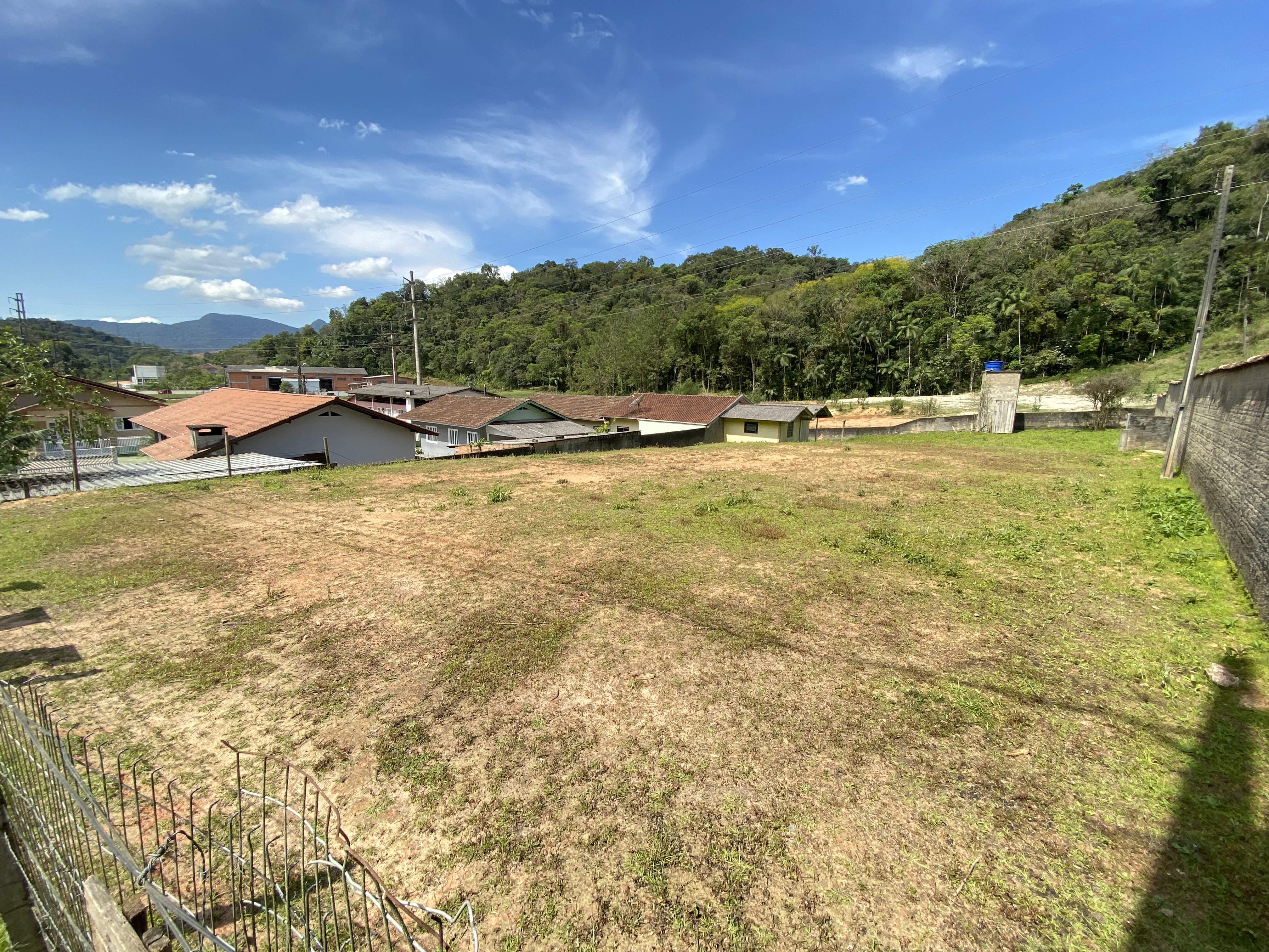 Lote/Terreno de 1012m² no bairro CENTRO, em Guabiruba | Eu Corretor