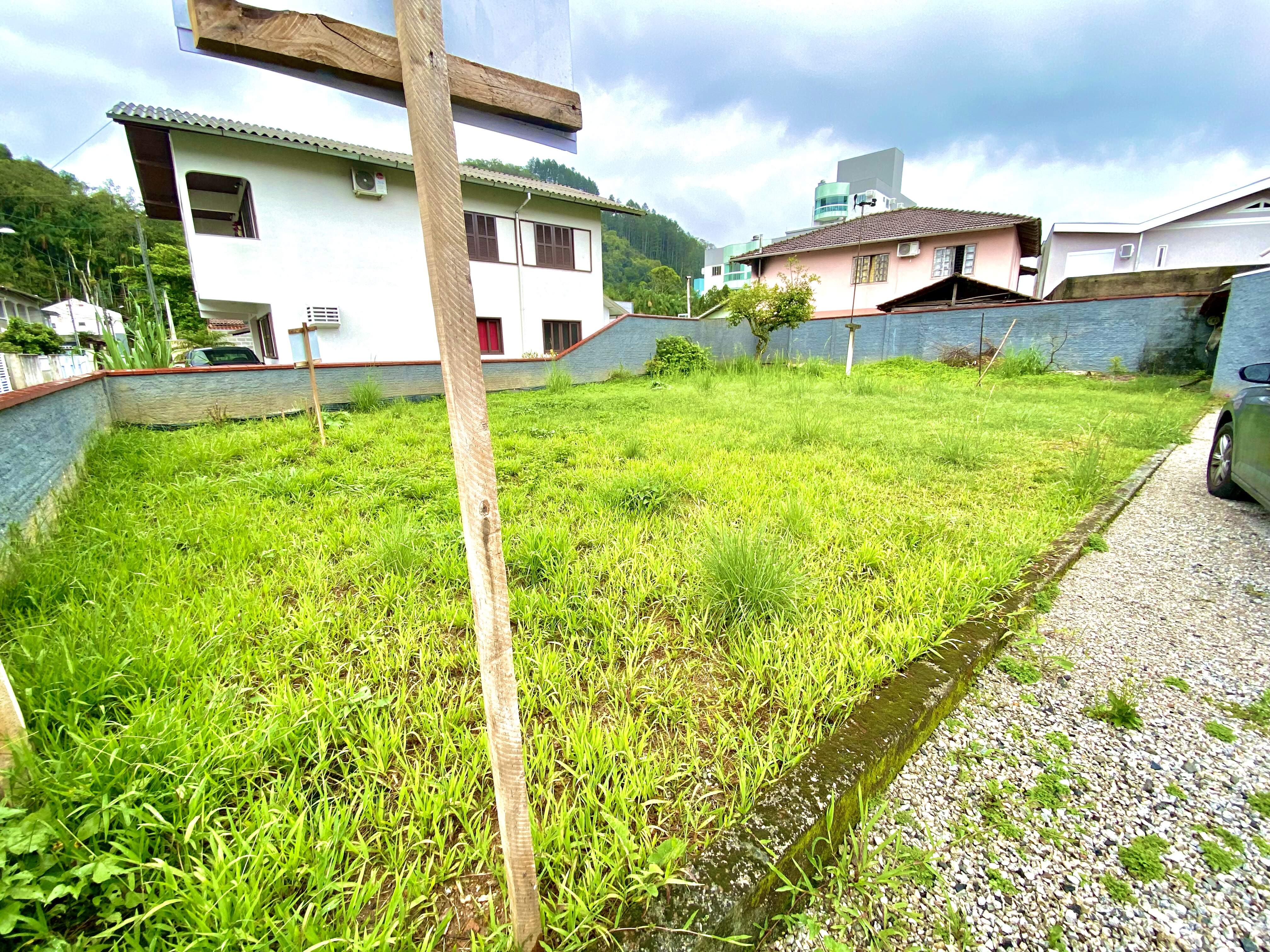 Lote/Terreno de 300m² no bairro Guarani, em Brusque | Eu Corretor