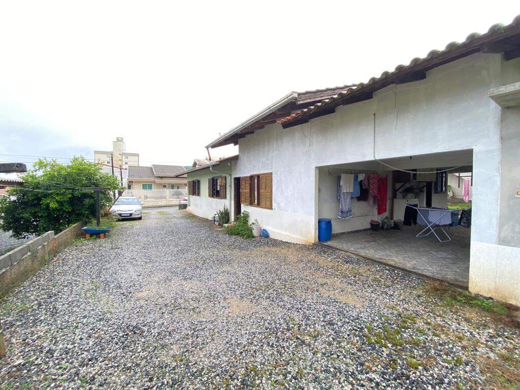 Lote/Terreno de 729m² no bairro Guarani, em Brusque | Eu Corretor