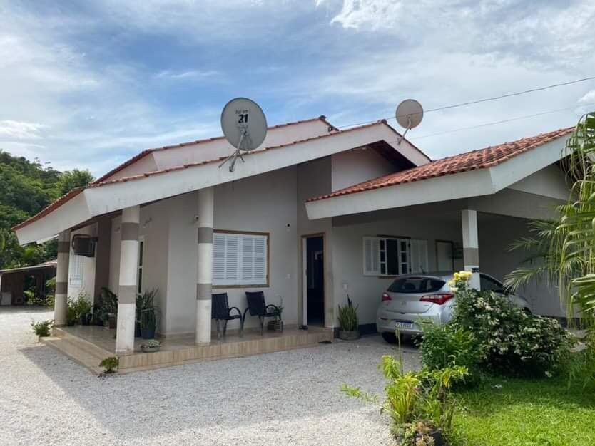 Casa de 2 quartos, 180m² no bairro Guabiruba Sul, em Guabiruba | Eu Corretor