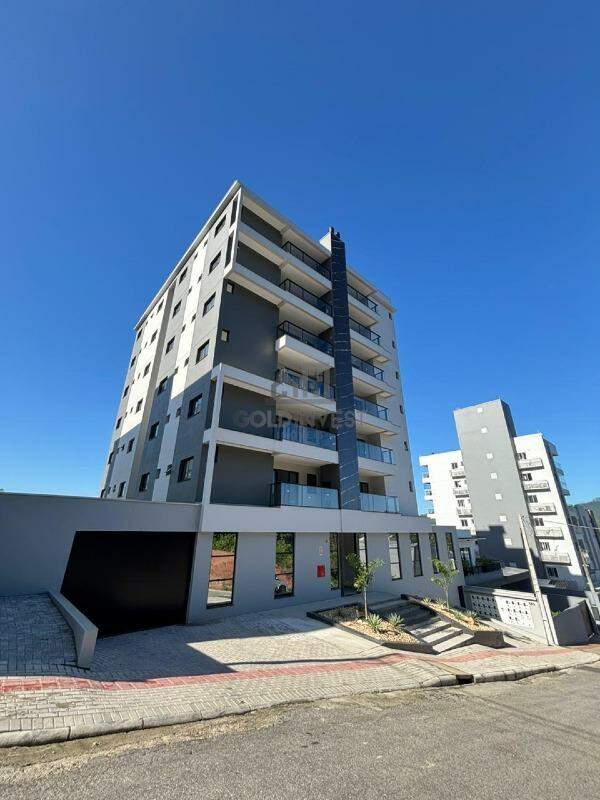 Apartamento à venda no Souza Cruz: 
