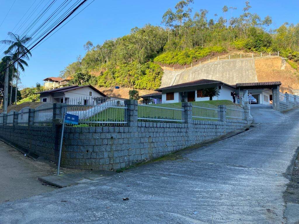 Casa de 2 quartos, 158m² no bairro Poço Fundo, em Brusque | Eu Corretor