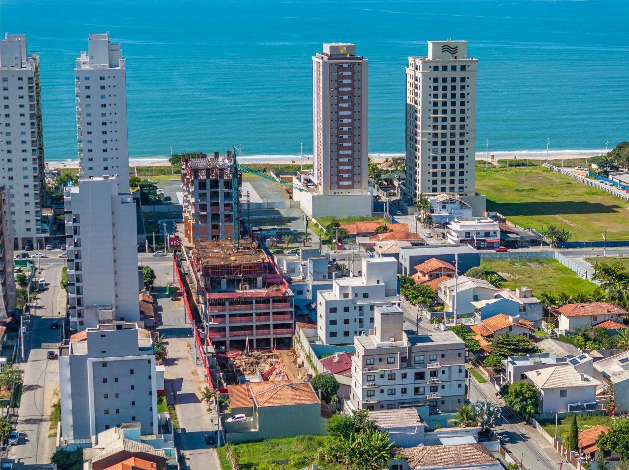 Apartamento de 3 quartos, 99m² no bairro Itacolomi, em Balneário Piçarras | Eu Corretor