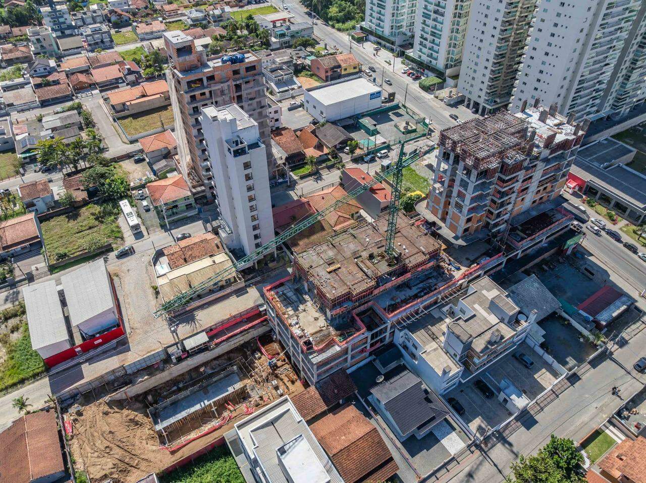 Apartamento de 3 quartos, 99m² no bairro Itacolomi, em Balneário Piçarras | Eu Corretor