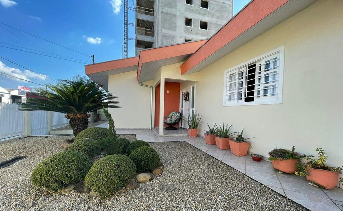 Casa de 4 quartos, 280m² no bairro São Luiz, em Brusque | Eu Corretor