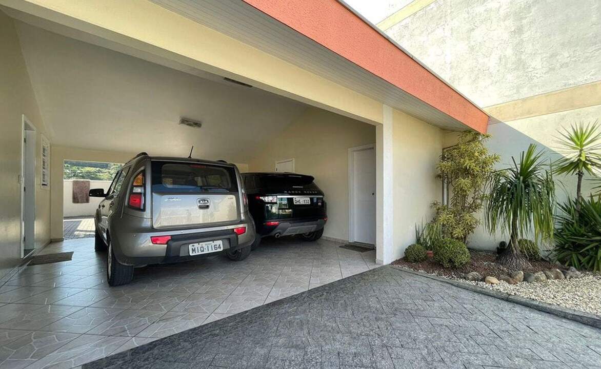 Casa de 4 quartos, 280m² no bairro São Luiz, em Brusque | Eu Corretor