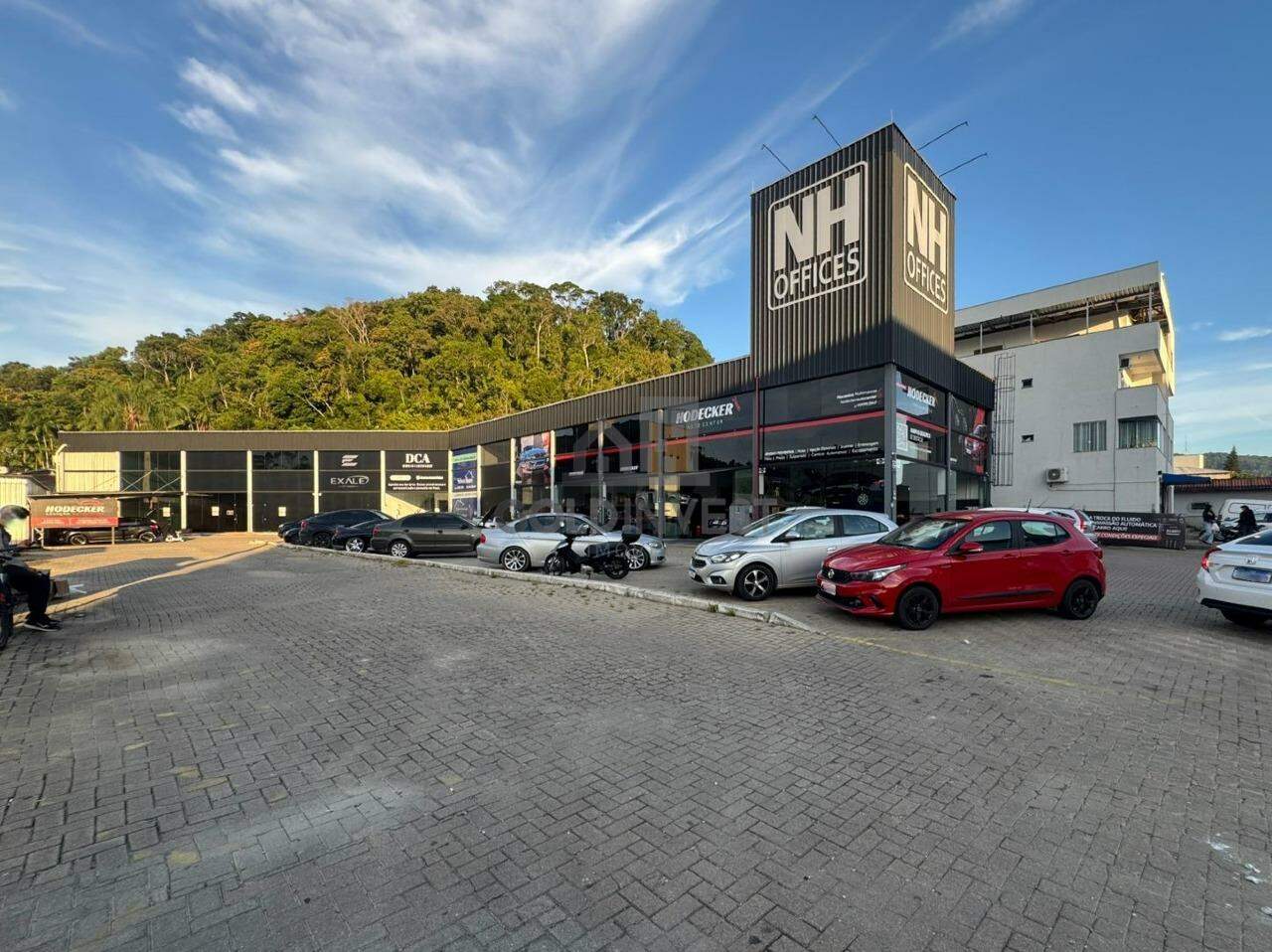 Sala comercial com 85m² no bairro Souza Cruz!!!