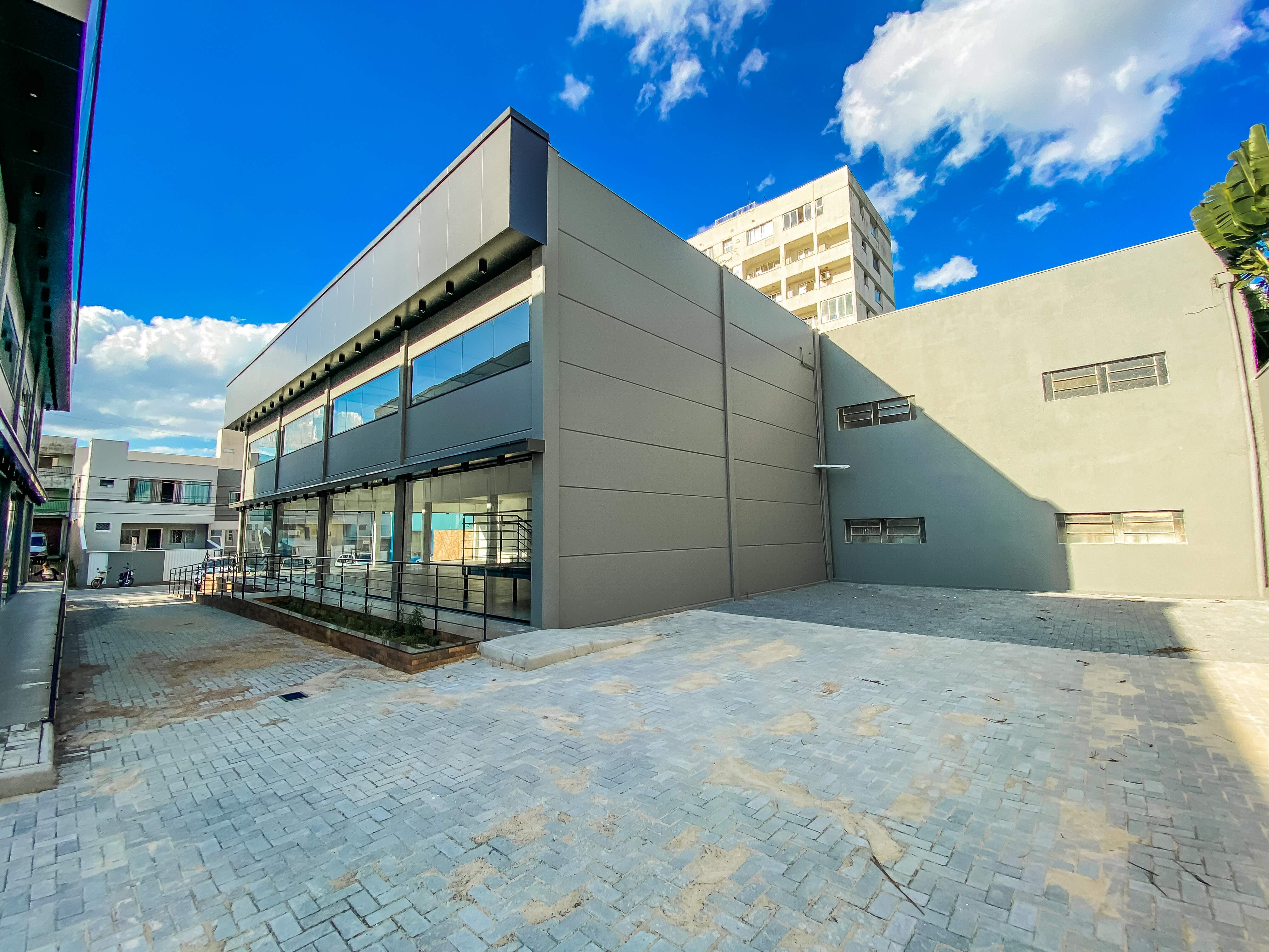 Galpão / Depósito / Armazém de 681m² no bairro Centro I, em Brusque | Eu Corretor