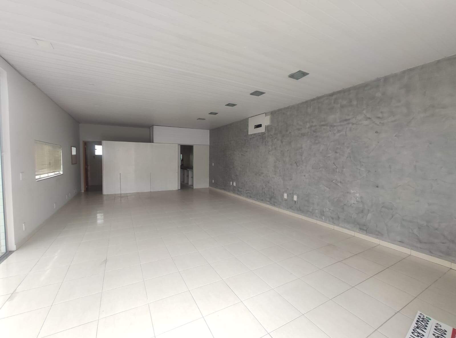 Loja / Salão / Ponto Comercial de 50m² no bairro Centro, em Brusque | Eu Corretor