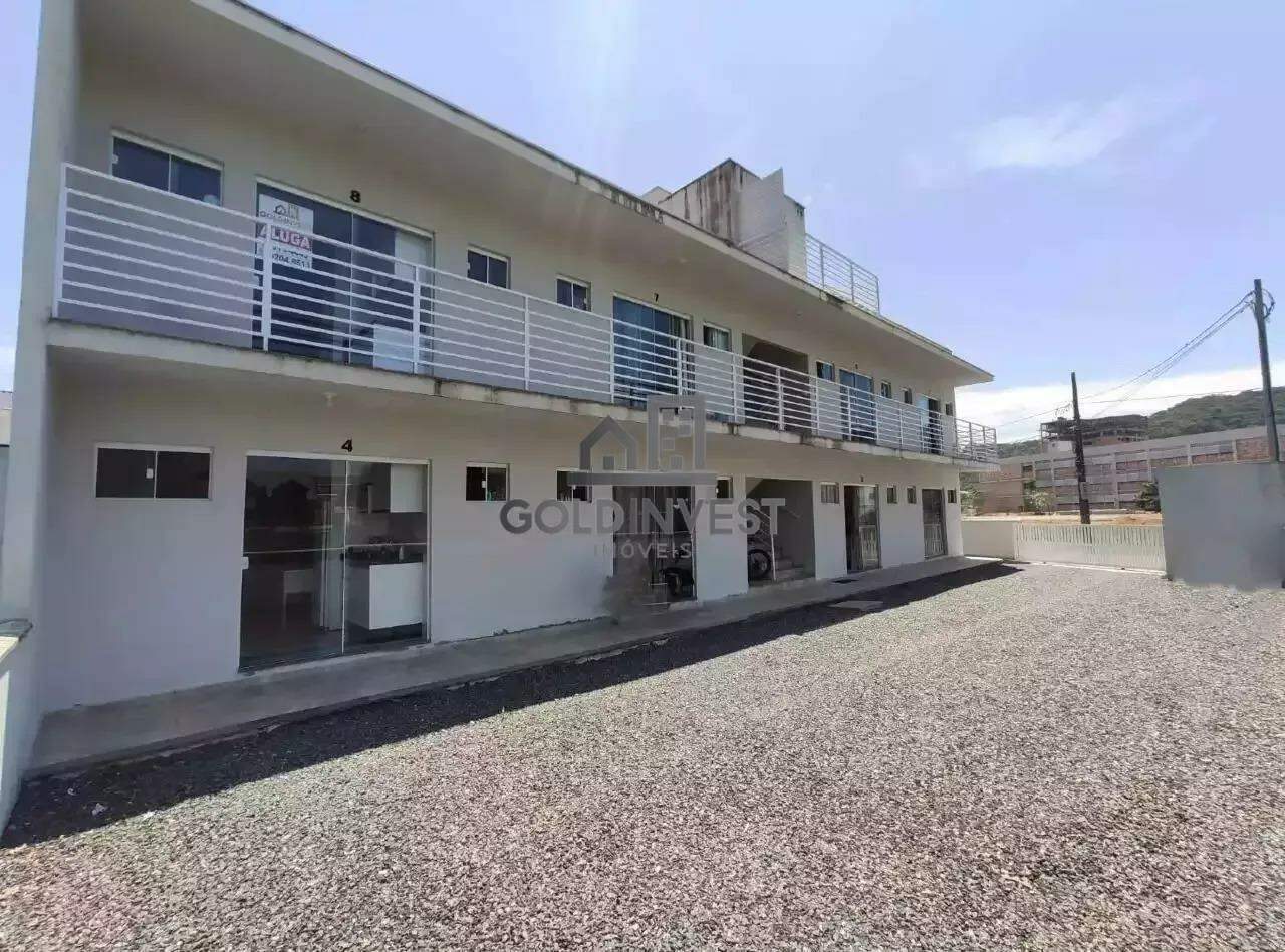 Apartamento com 1 quarto no bairro Santa Terezinha!!!