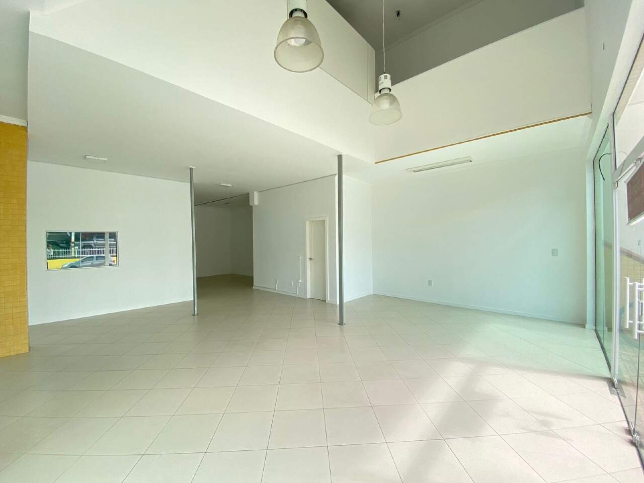Loja / Salão / Ponto Comercial de 130m² no bairro Centro I, em Brusque | Eu Corretor