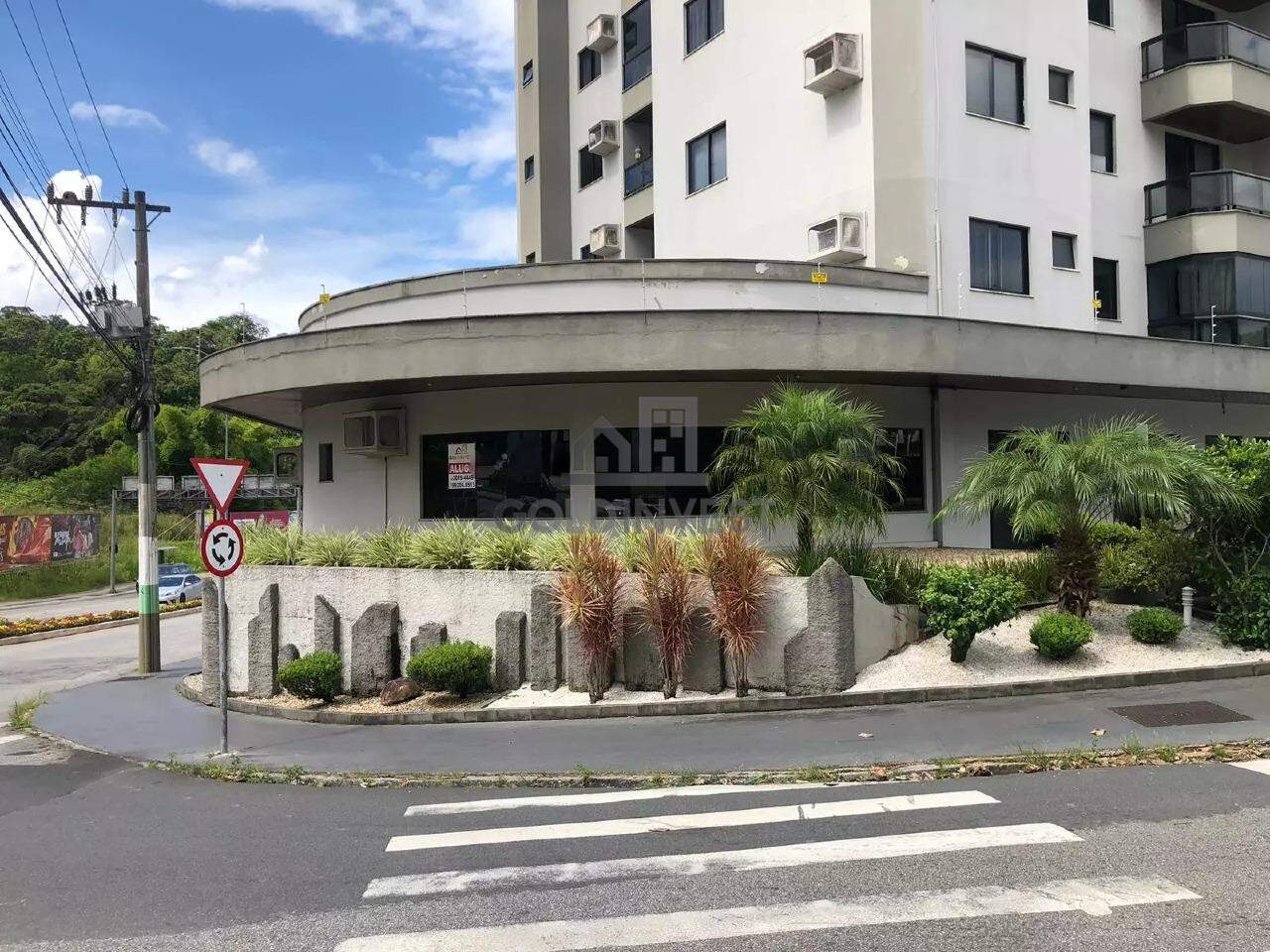 Loja / Salão / Ponto Comercial de 106m² no bairro Centro I, em Brusque | Eu Corretor