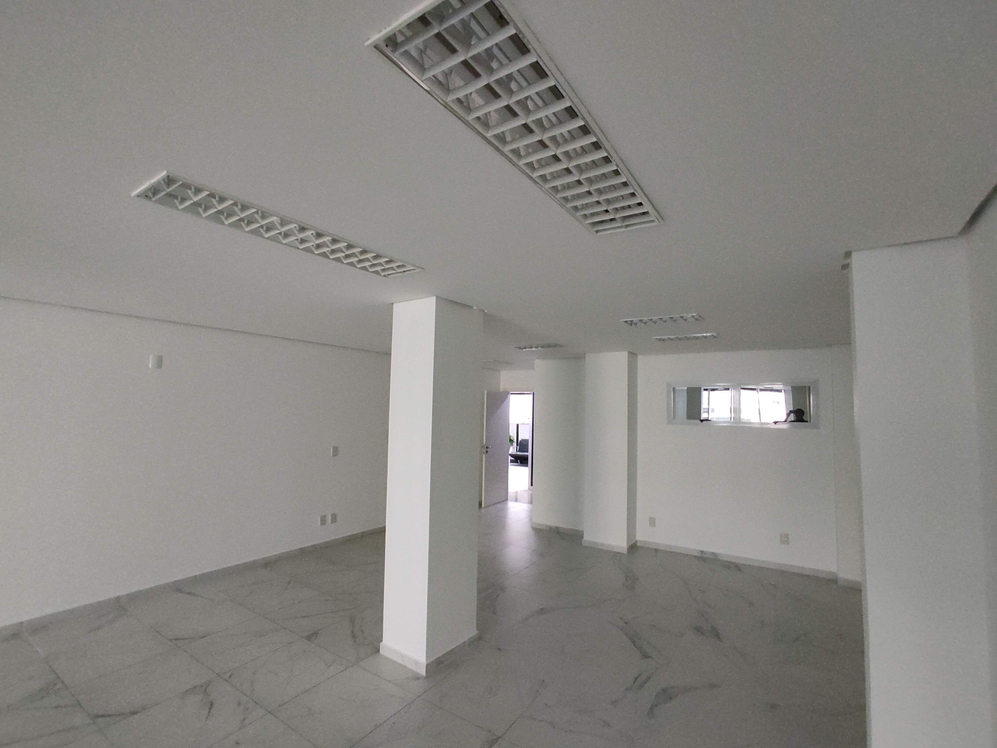 Loja / Salão / Ponto Comercial de 90m² no bairro Centro I, em Brusque | Eu Corretor