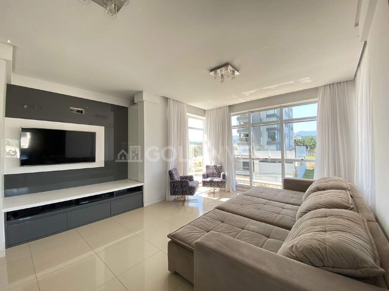 Apartamento de 3 quartos, 648m² no bairro São Luiz, em Brusque | Eu Corretor