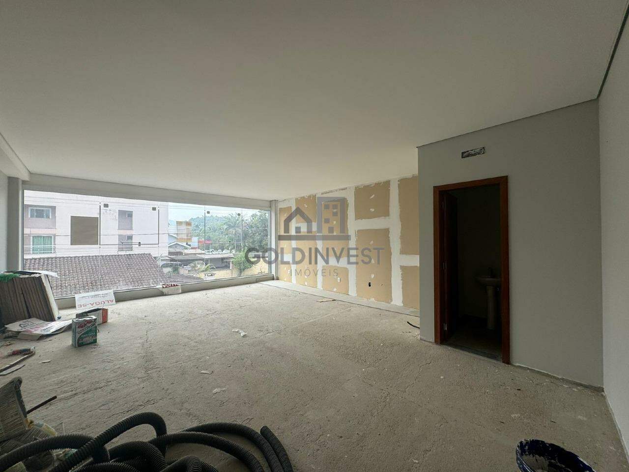 Loja / Salão / Ponto Comercial de 49m² no bairro CENTRO, em Guabiruba | Eu Corretor