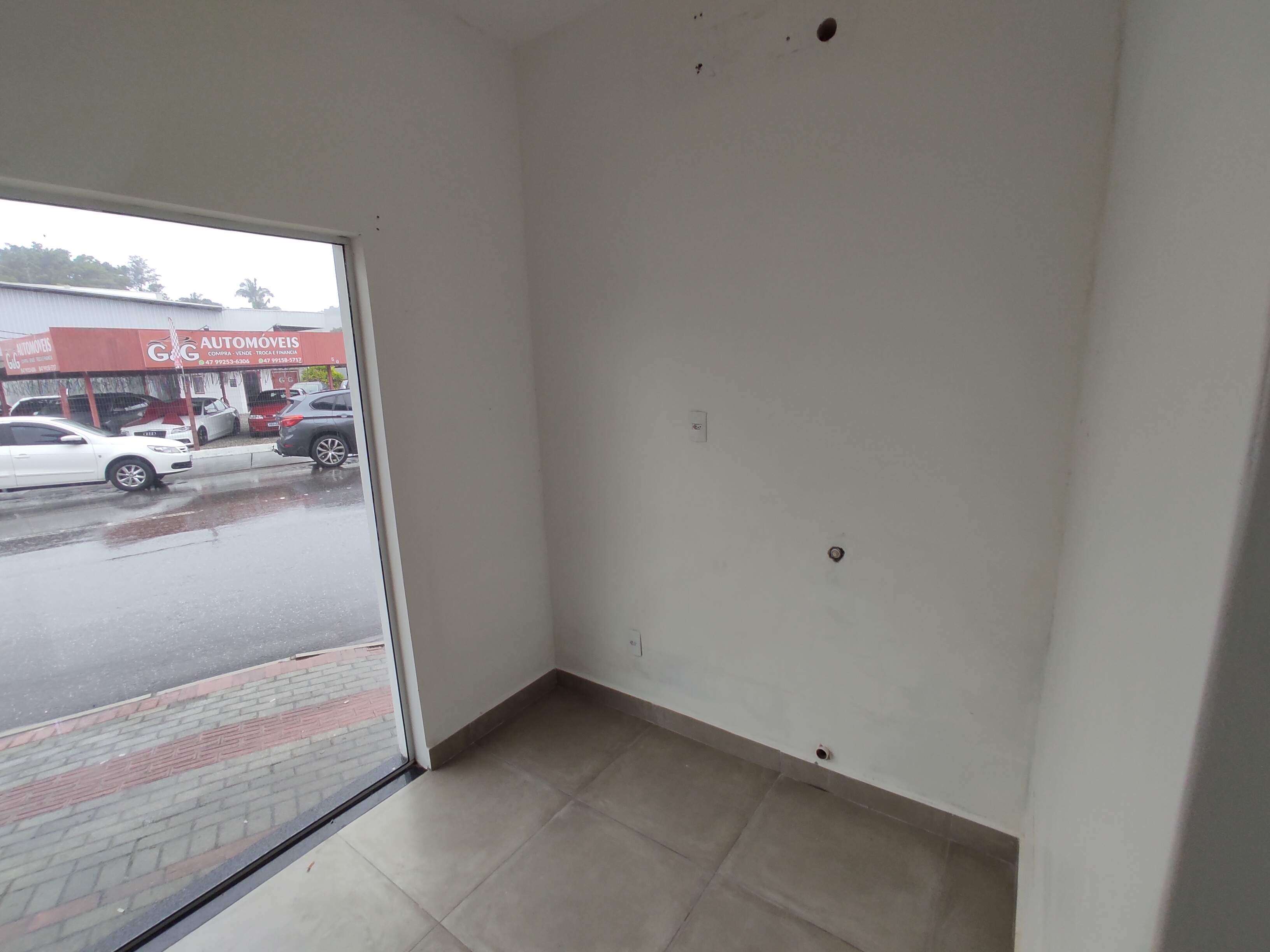 Loja / Salão / Ponto Comercial de 30m² no bairro Centro II, em Brusque | Eu Corretor