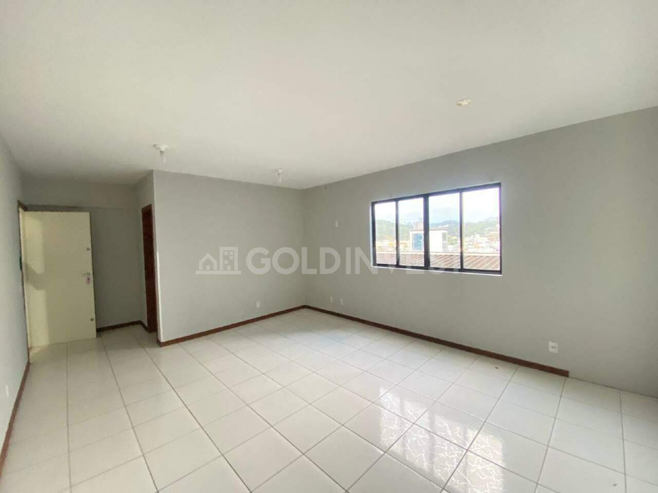 Sala Comercial de 30m² no bairro Centro, em Brusque | Eu Corretor