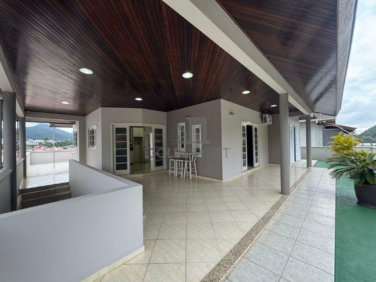 Casa para aluguel no Dom Joaquim: 