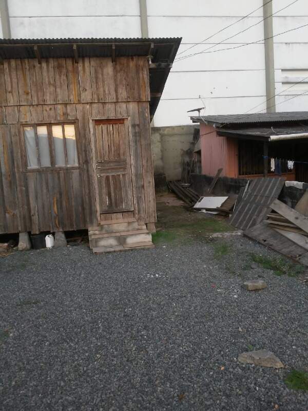 Terreno à venda no Espinheiros: 