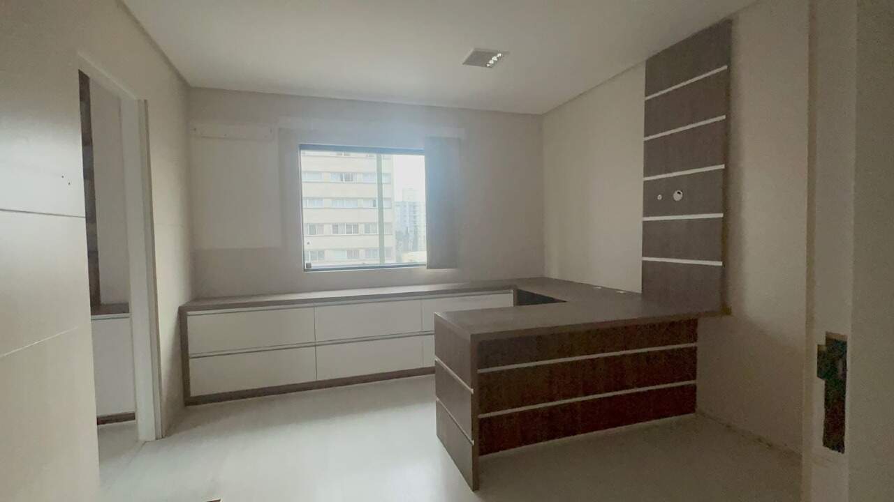 Sala Comercial à venda no Centro I: 