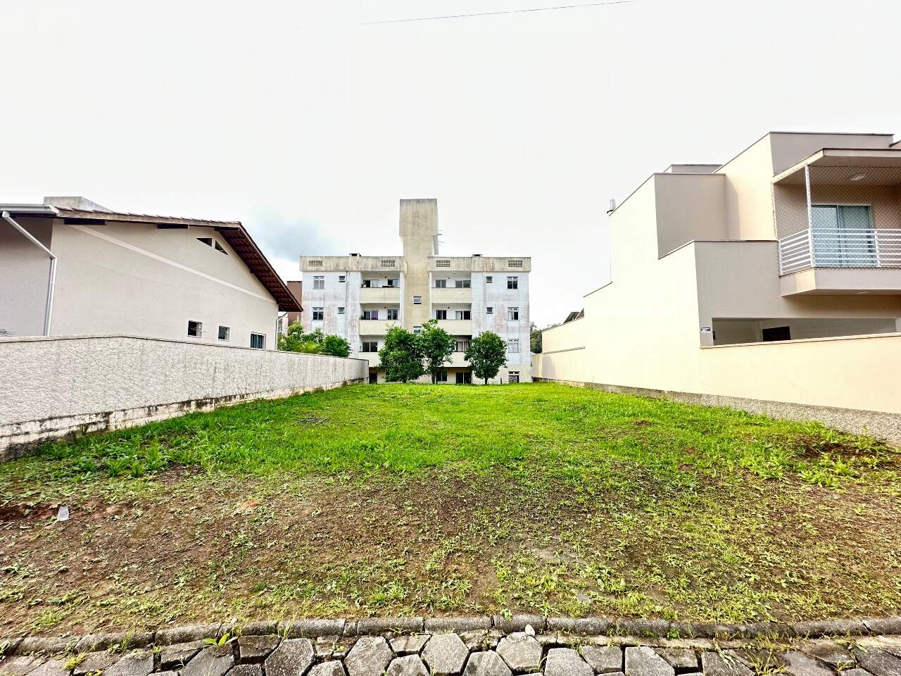 Terreno à venda no Souza Cruz: 