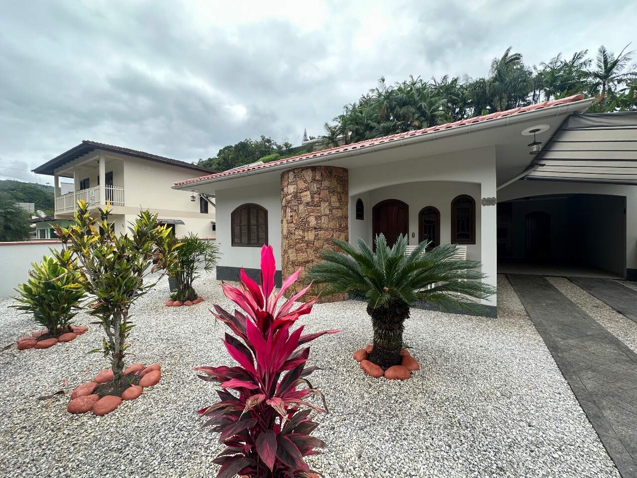 Casa à venda no Souza Cruz: 